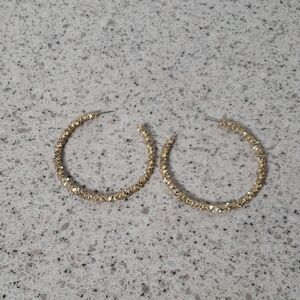 Gold-Tone‎ Textured Hoop Earrings – Fashion Jewelry